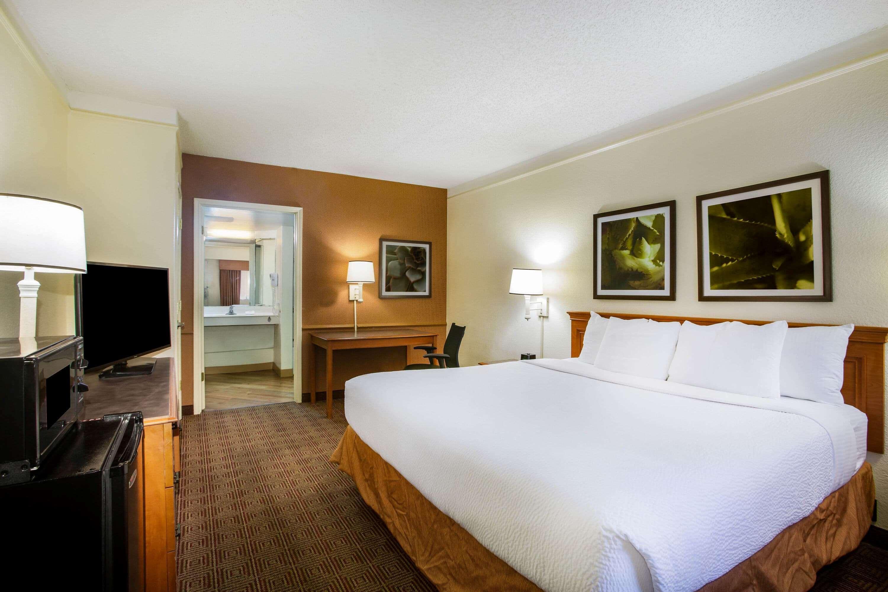 La Quinta Inn By Wyndham Austin Capitol / Downtown Εξωτερικό φωτογραφία