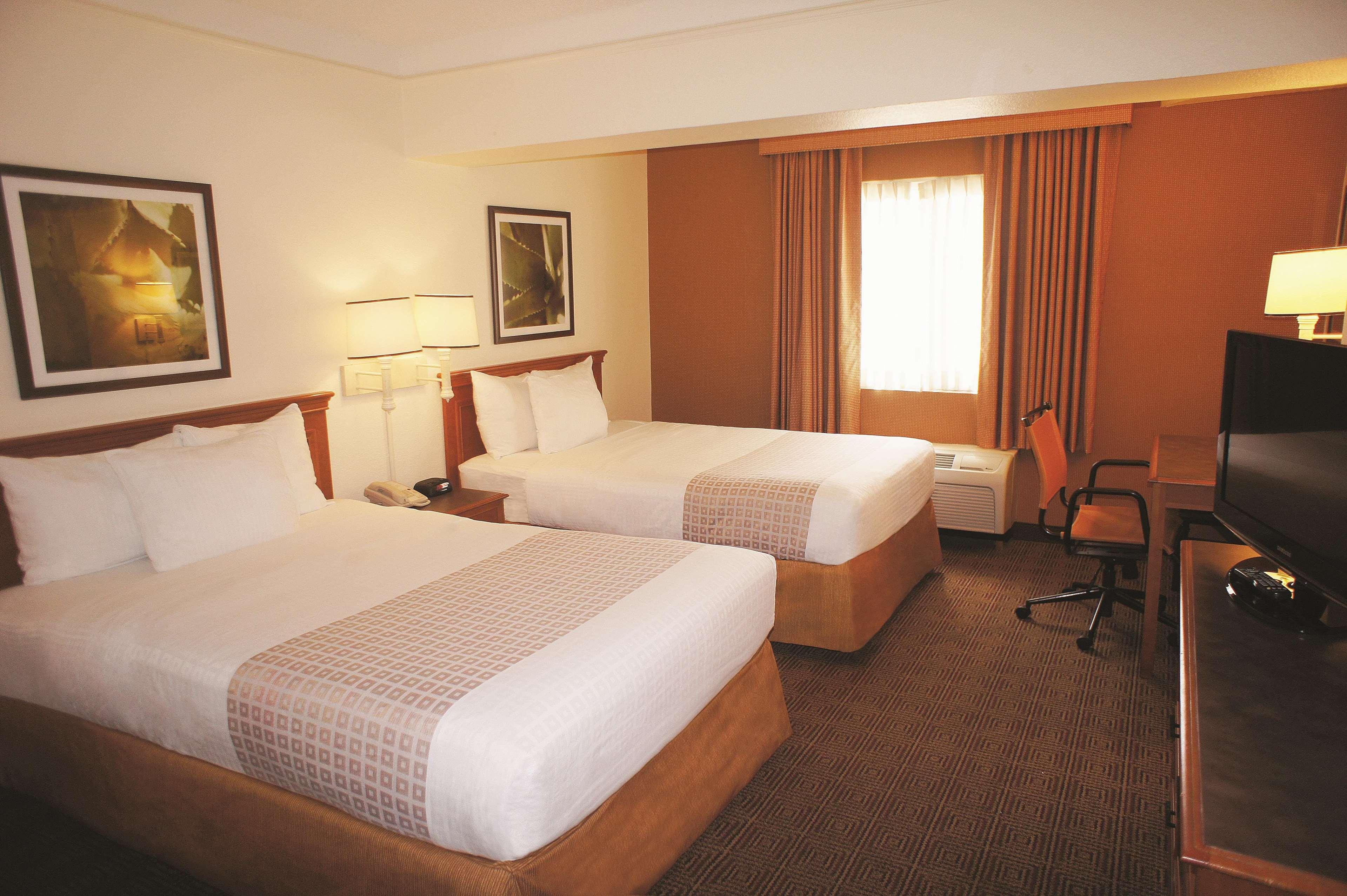 La Quinta Inn By Wyndham Austin Capitol / Downtown Εξωτερικό φωτογραφία