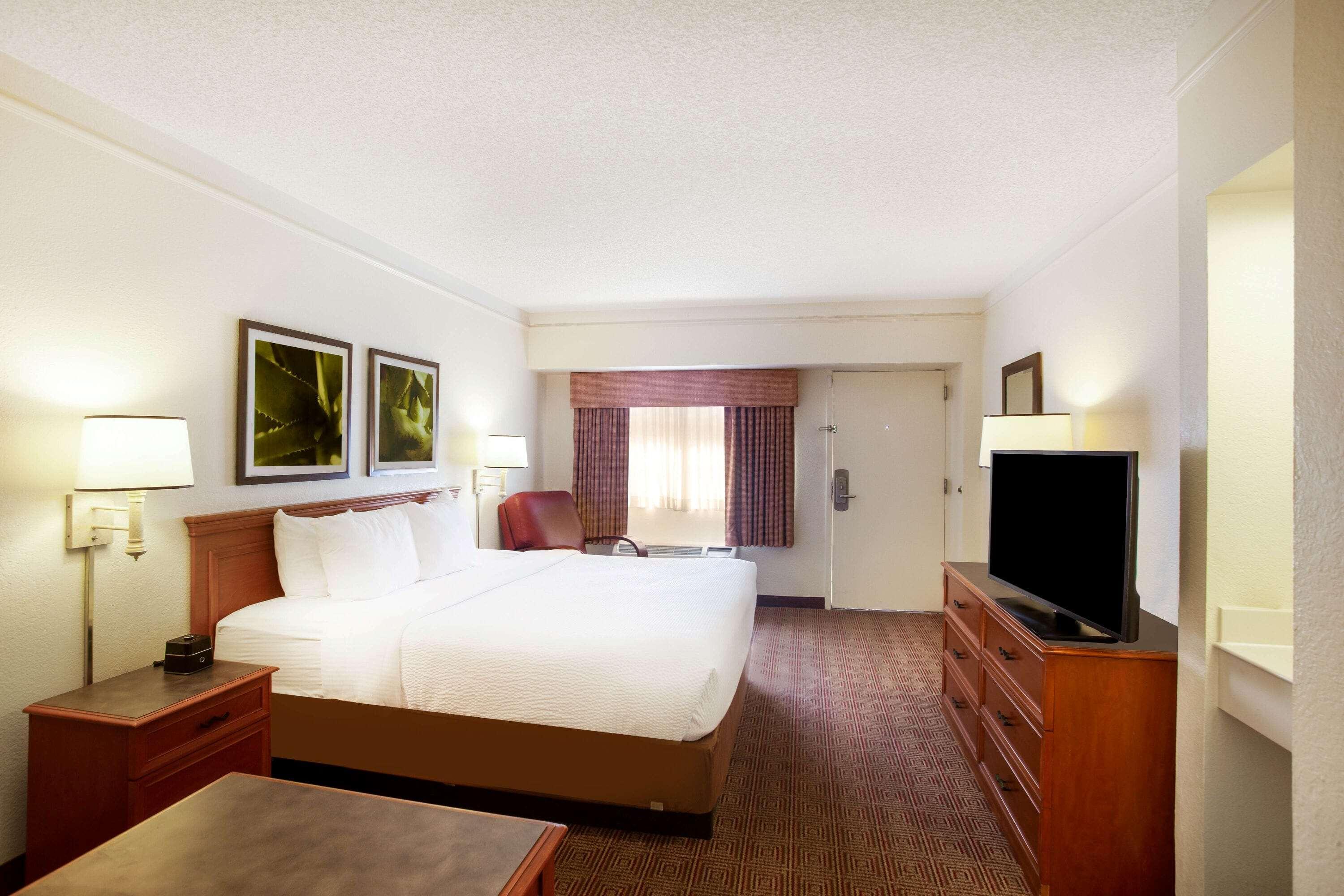 La Quinta Inn By Wyndham Austin Capitol / Downtown Εξωτερικό φωτογραφία