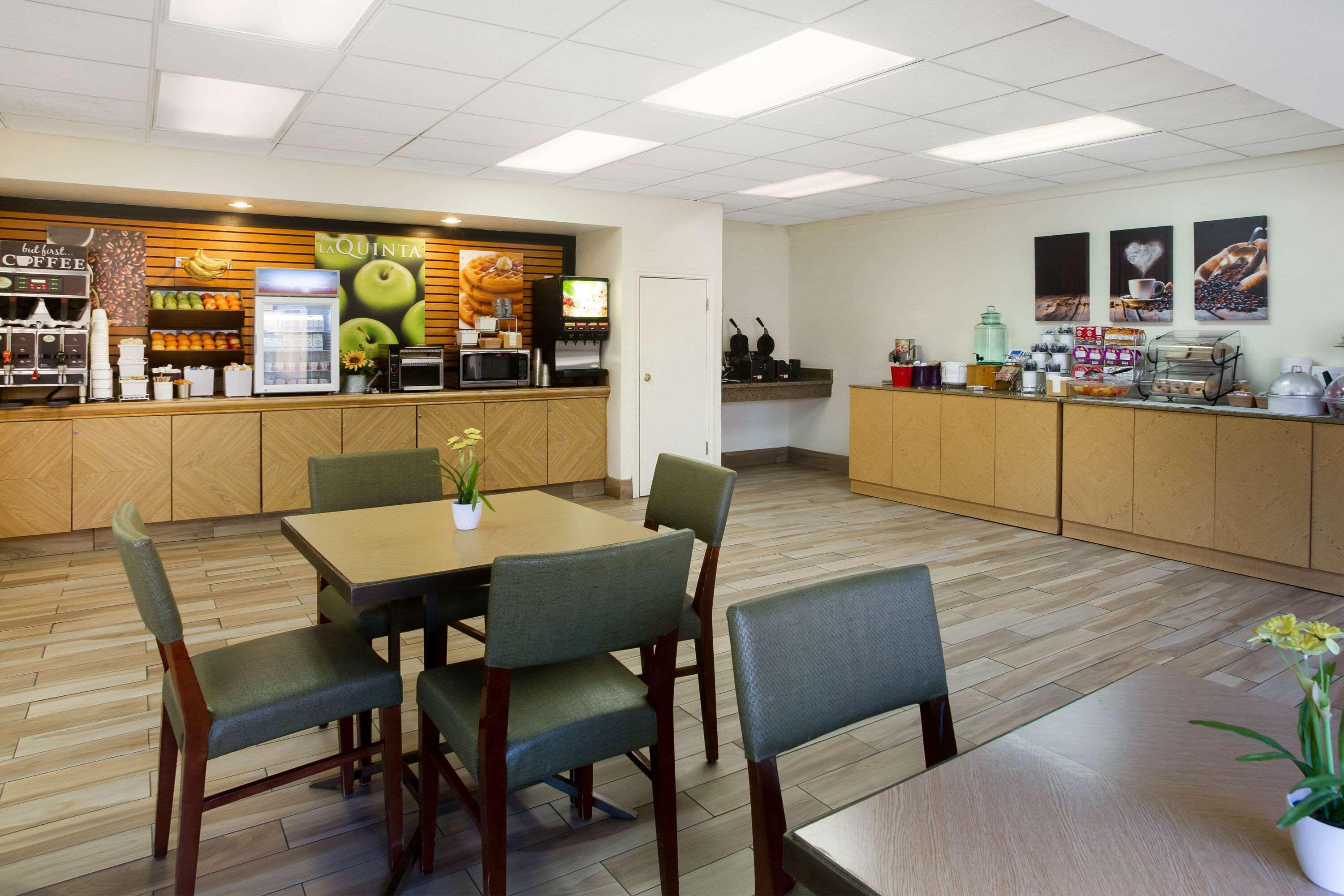 La Quinta Inn By Wyndham Austin Capitol / Downtown Εξωτερικό φωτογραφία